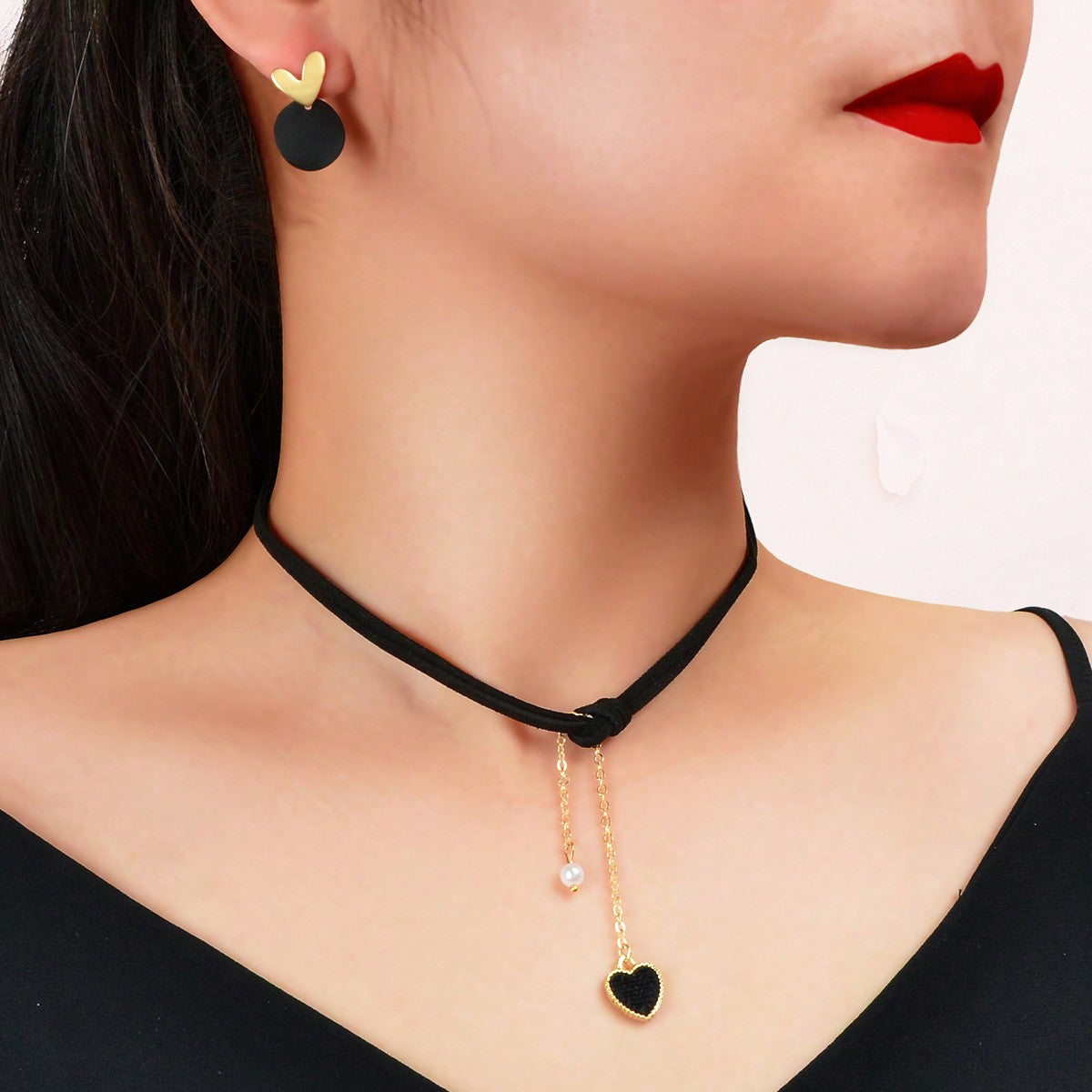 Black Heart Pendant Layered Necklace with Earrings - Set